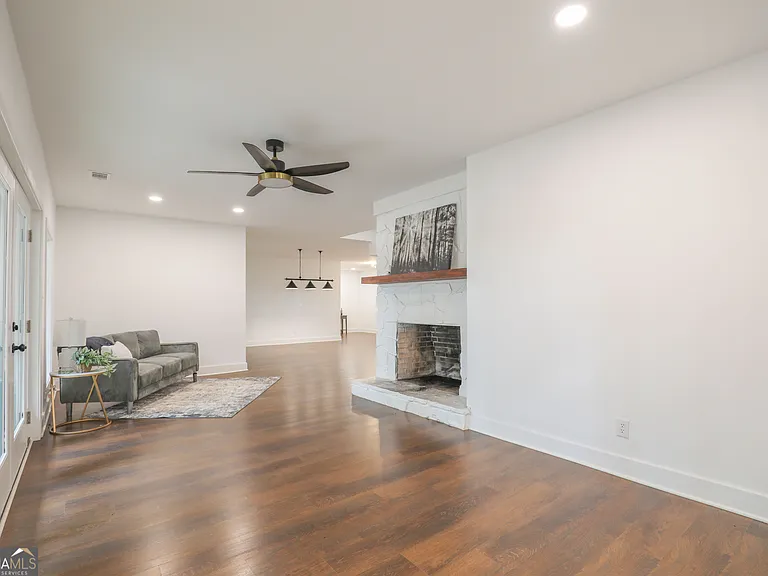 212 Southland Dr — Photo 20