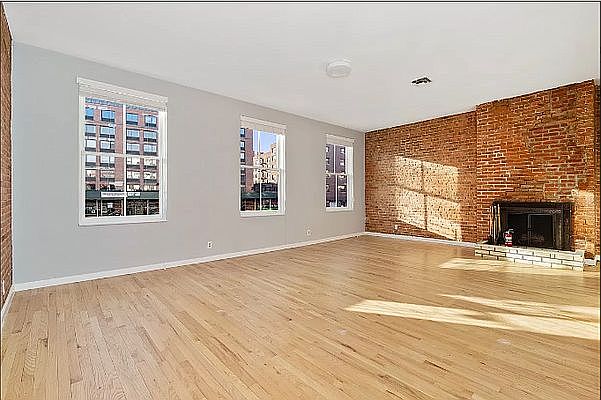1st image of 202 9th Ave APT 4