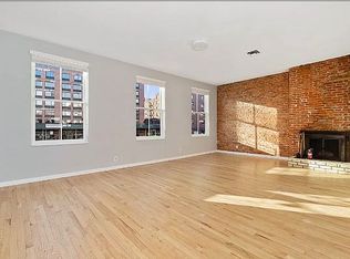 202 9th Ave APT 4, New York, NY 10011