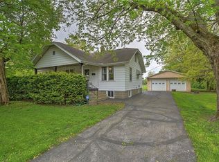 3961 E Grand Ave, Decatur, IL 62526