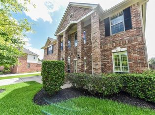 12102 Amber Creek Dr, Pearland, TX 77584