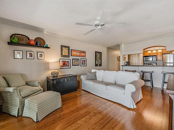 3rd image of 10103 Sailwinds Blvd N APT 201