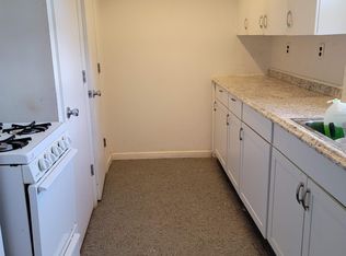 695 Fairview Ave #1, Fairview, NJ 07022