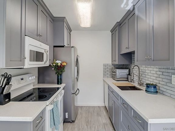 2nd image of 8102 Winter Gardens Blvd Unit 3