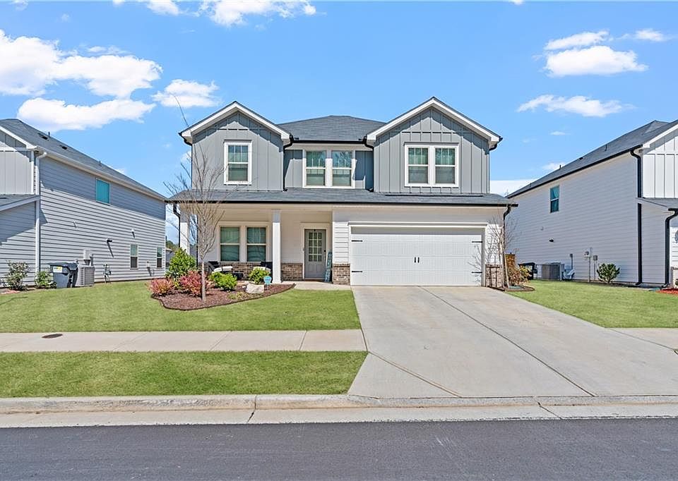 1st image of 659 Stately Dr