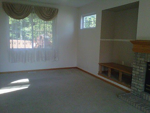 2nd image of 933 Norwegian Wood Dr