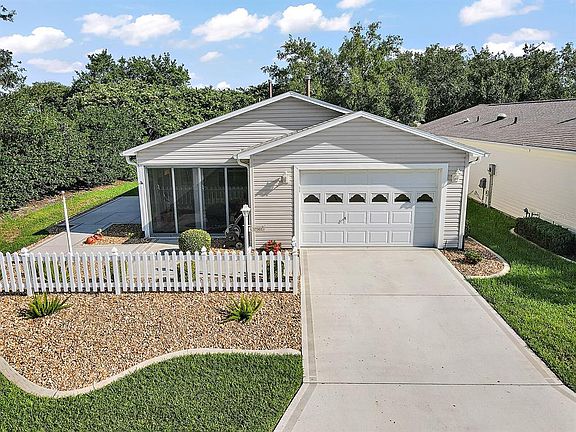 2nd image of 17301 SE 82nd Pecan Ter