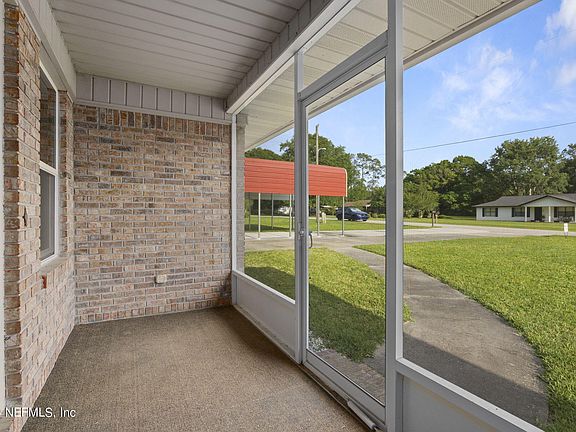 5th image of 405 LORENZO Drive