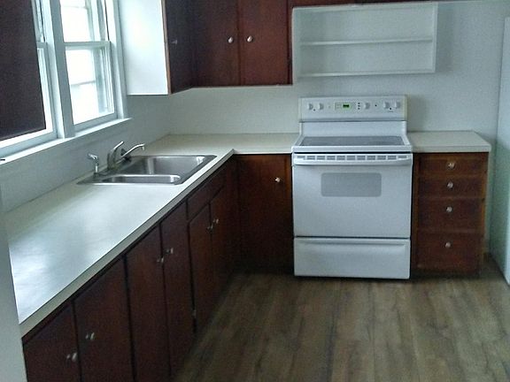 4th image of 204 S Nadine St APT 4