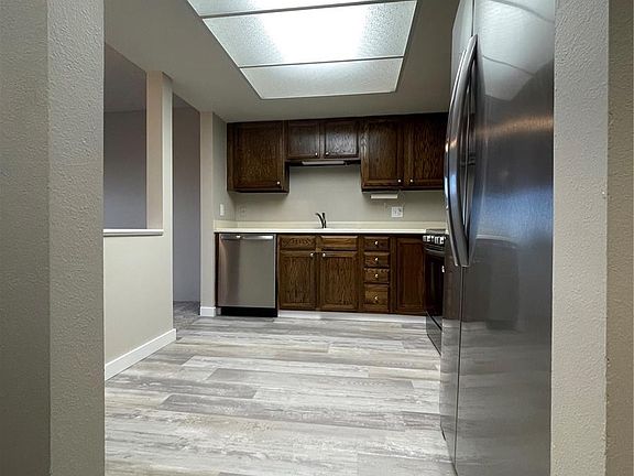 5th image of 13800 E Marina Drive #504