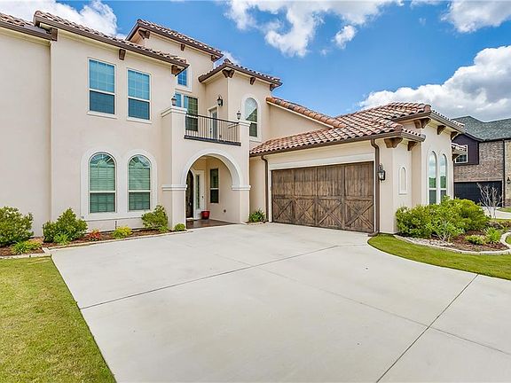 2nd image of 156 Diablo Dr