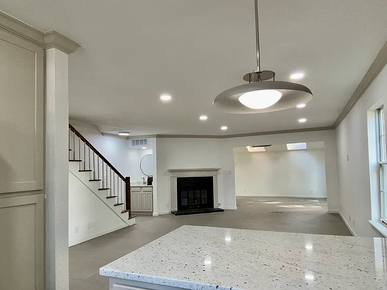 6245 S Yorktown Ave #1 — Photo 3