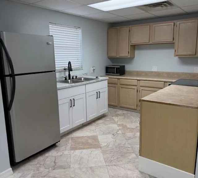 107 N McMullen Booth Rd #B — Photo 5