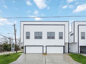 8103 Calhoun Rd, Houston, TX