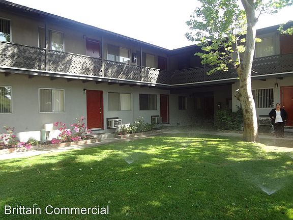 4th image of 2904 Marconi Ave APT 6