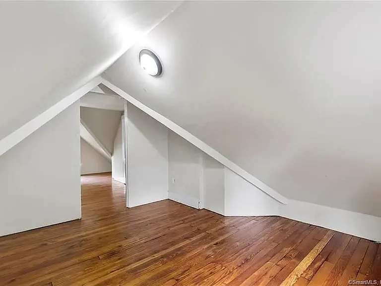 40 Wintergreen Ave — Photo 27