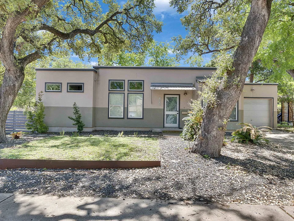 3808 Menchaca Rd