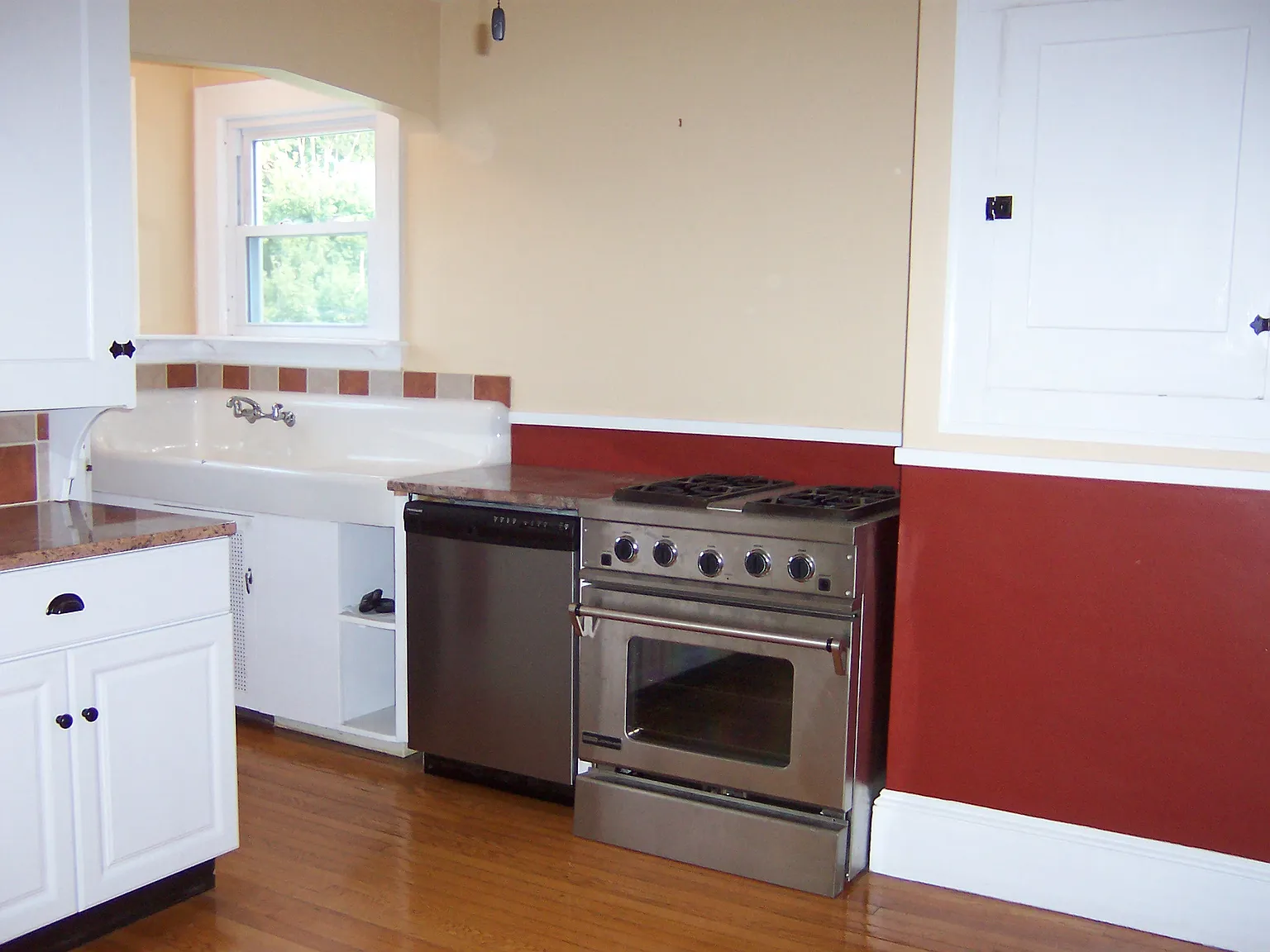 2 bed, 1215 sqft, $2,000 — Photo 3