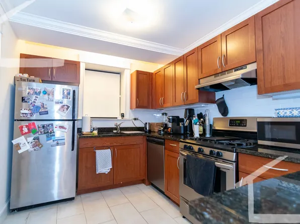 29 Glenville Ave, Allston, MA