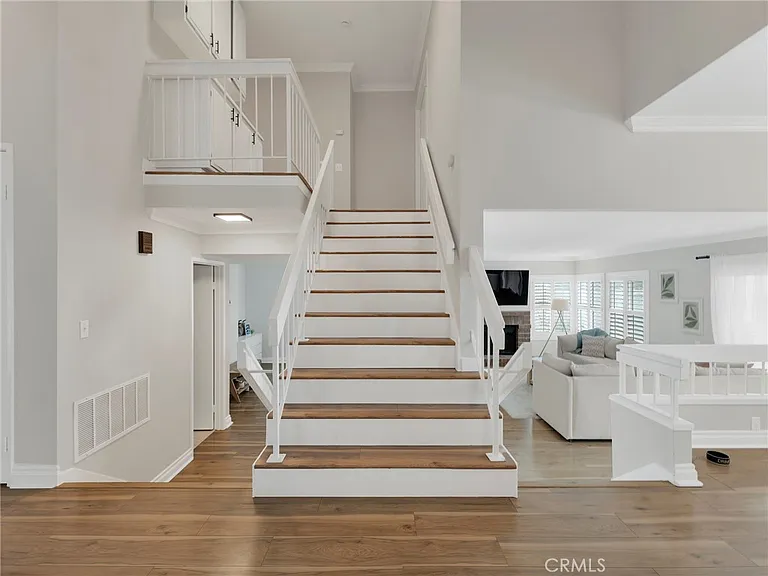 4895 N Buttercreek Rd — Photo 20