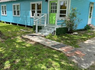 2518 Waller St, Waller, TX 77484