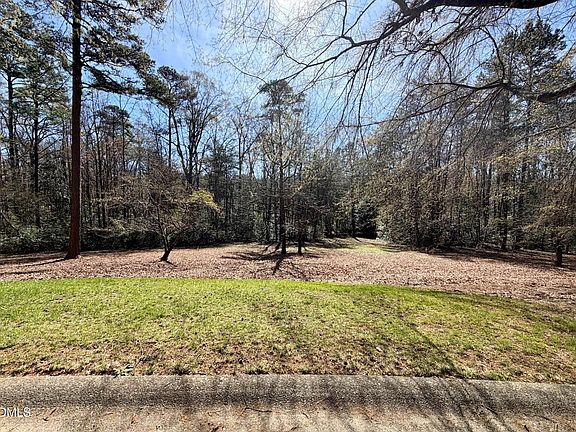 2nd image of 223 Millingport Ln #11