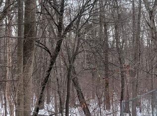 270 Johnson Rd, Hamden, CT 06518