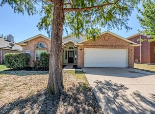 4409 Chaparral Creek Dr, Fort Worth, TX 76123
