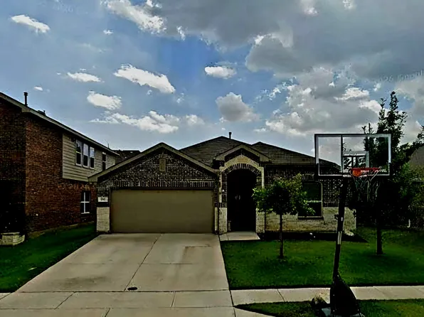 1312 Trumpet Dr, Fort Worth, TX 76131