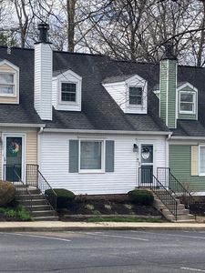 10745 Colonial Woods Way, Louisville, KY, 40223