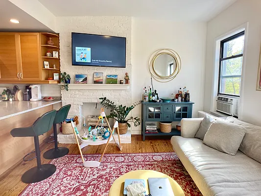 Rented by Corcoran | media 18