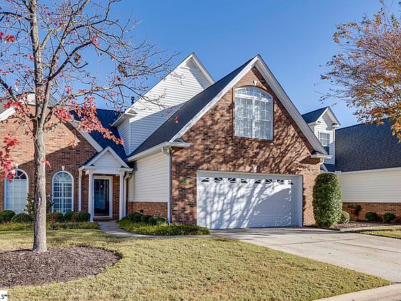 3rd image of 302 Ivystone Dr