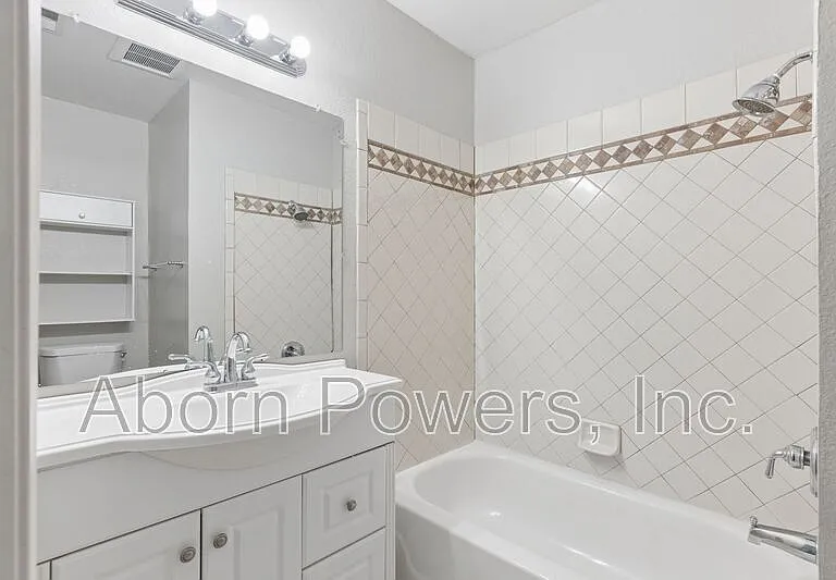 3180 Country Club Dr #3B — Photo 11
