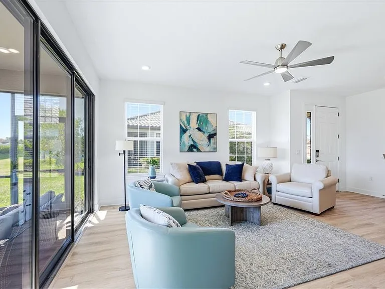 4733 Tortona Ct — Photo 11