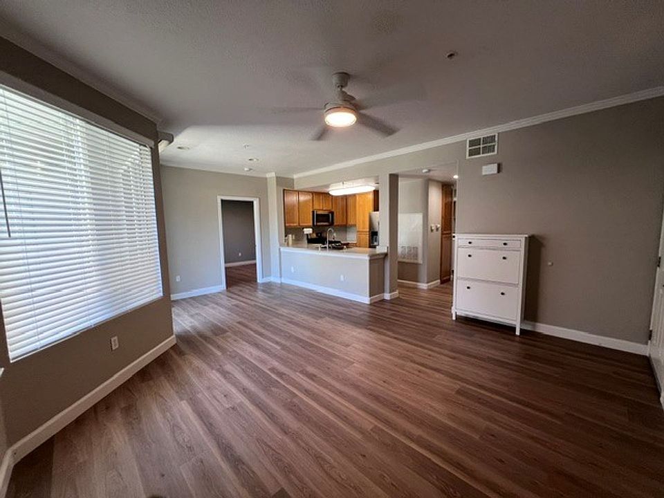 1st image of 5201 Laguna Oaks Dr Unit 149