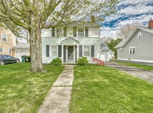 30 Parkwood Rd, Rochester, NY 14615
