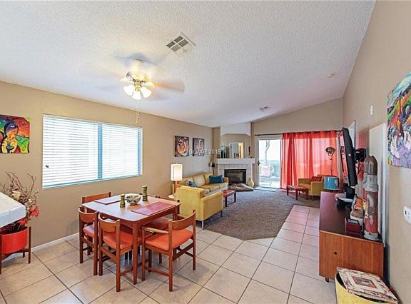 2nd image of 573 Yacht Harbor Dr #911
