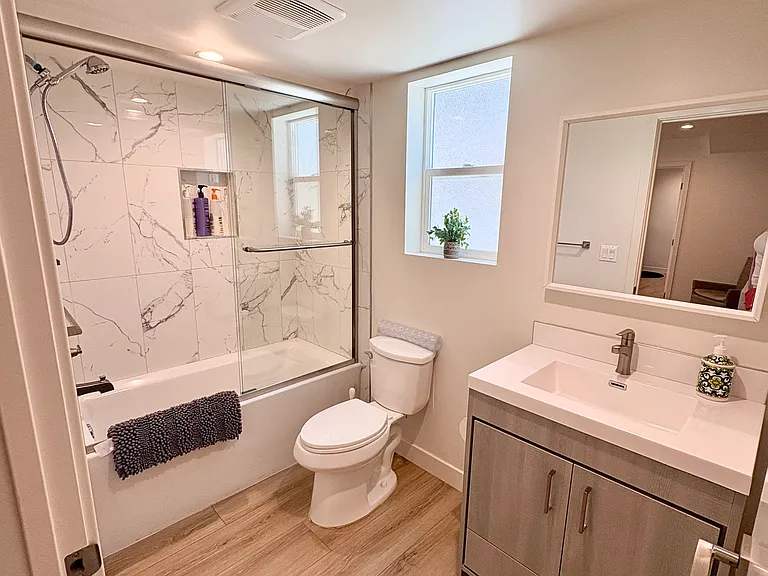 4510 Fulton Ave #4508-1/2 — Photo 16