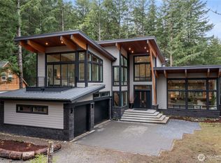 62315 Mountain Beaver Way E, Wilkeson, WA 98022