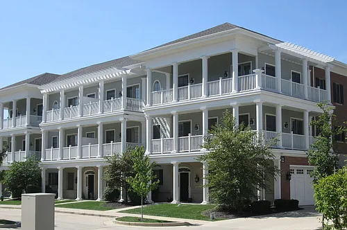Solana Apartments Photo 1