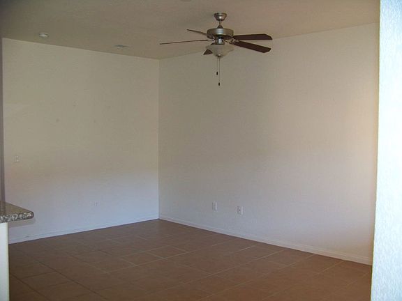 3rd image of 400 Hillside Dr #723