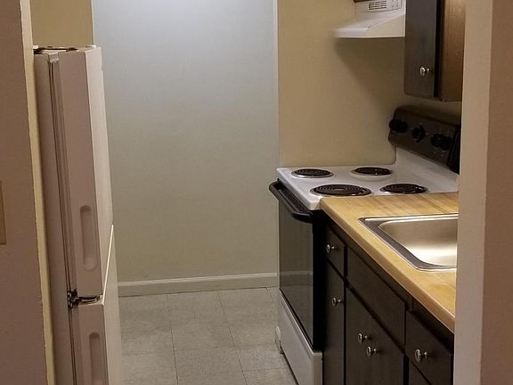 4th image of 7605 Rainier Ave S APT 208