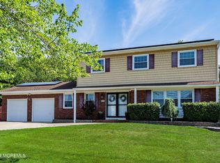18 Westbrook Rd, Howell, NJ 07731