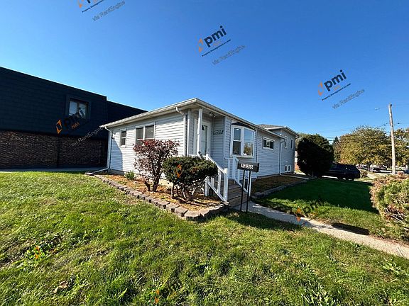 3rd image of 8228 Kennedy Ave