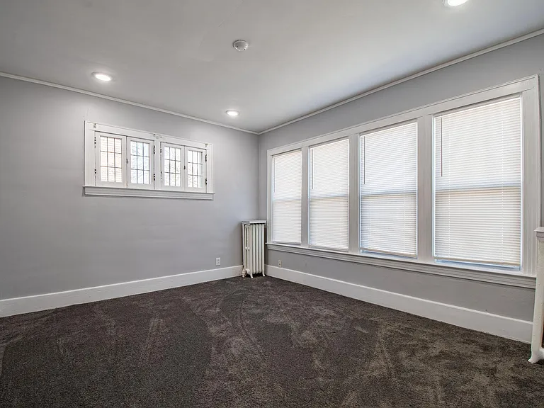 5010 Burns St — Photo 15