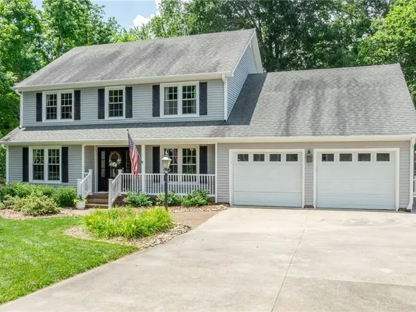 108 Branchwood Dr, Elon, NC 27244