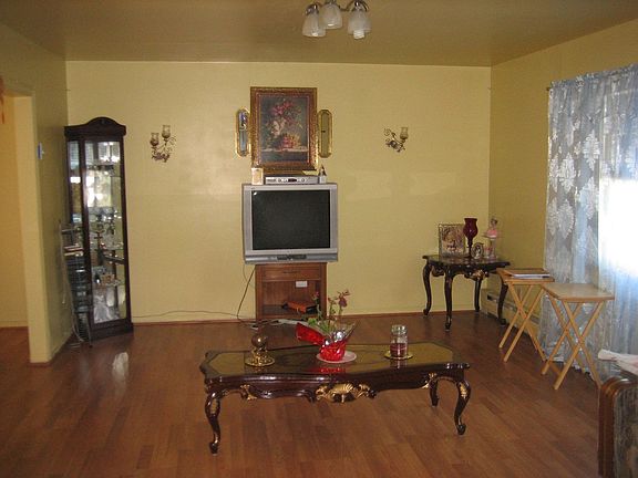 2nd image of 329-331 Highland Ave