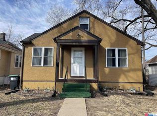 5832 N 27th Ave, Omaha, NE 68111