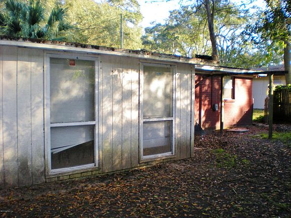 3rd image of 244 Pecan St