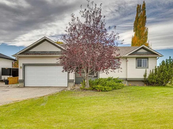 1 E Crilly Close NE, Rocky View County, AB T0J 1X1